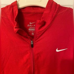 Nike Dri-Fit 1/2 zip Red size Medium